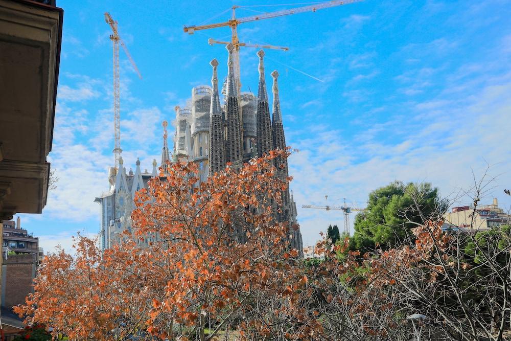 Bbarcelona Sagrada Familia Garden Apartment Εξωτερικό φωτογραφία